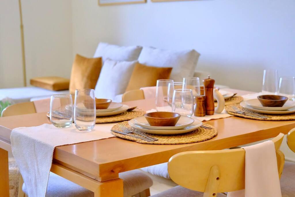 Classy 1br High Floor By Amenities & F1 *